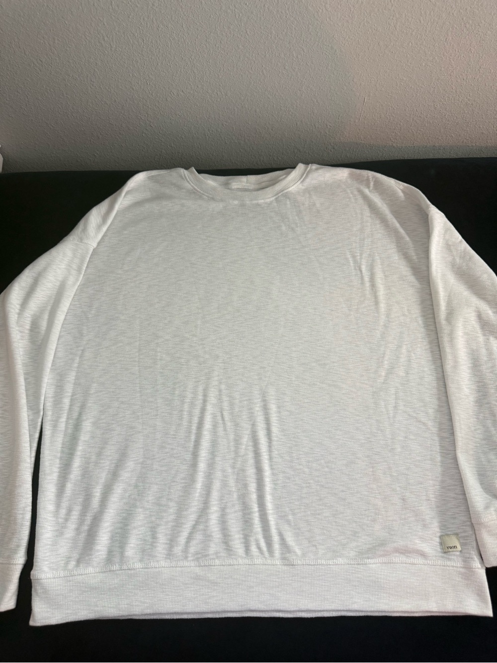 Vuori Womens Crewneck Long-Sleeve Shirt